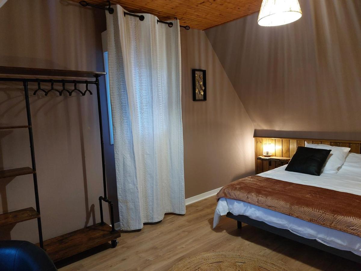 L'Escale D'Armor Bed & Breakfast Loudéac Eksteriør bilde